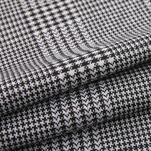 Textiel Doek Geblokte Jacquard Garen Dikke Vrouwen Pak Winter Kleding Tessuti Stof En Textiel Voor Kleding - Product Image 1