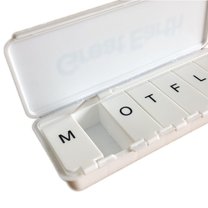 Pilulier hebdomadaire jour de la semaine française <span class=keywords><strong>L</strong></span> M M J V S <span class=keywords><strong>D</strong></span> stockage de médicaments boîte à pilules quotidienne étui en plastique - Product Image 3