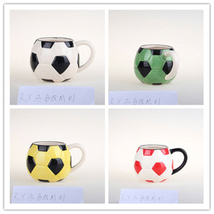 Tasse à café en céramique en forme <span class=keywords><strong>de</strong></span> boule <span class=keywords><strong>de</strong></span> football, pour le café, avec couvercle, nouveauté - Product Image 2