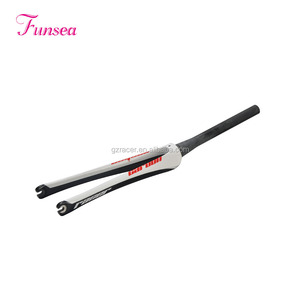 Custom racing road <span class=keywords><strong>bicicleta</strong></span> piezas de la <span class=keywords><strong>bicicleta</strong></span> al por mayor blanco fibra de carbono tenedor <span class=keywords><strong>bicicleta</strong></span> T700 - Product Image 2