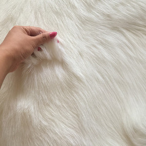 Pelle di Capra Bianca di Alta Qualità all'Ingrosso <span class=keywords><strong>per</strong></span> Ciglia di Leone - Product Image 1
