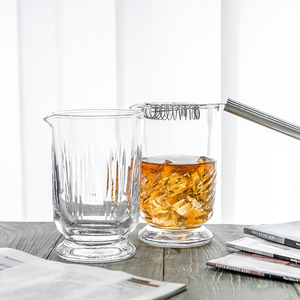 Verre à cocktail moderne soufflé à la main, transparent, sans plomb, de haute qualité, 650 ml, avec pied, pour bar, NOVARE - Product Image 5