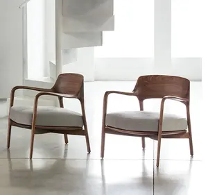 Kursi santai kayu Nordik Modern kursi Sofa kain kursi santai dengan dasar kayu kursi ruang tamu