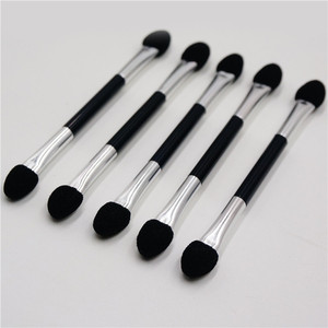 Pinceau de maquillage en gros Pinceau <span class=keywords><strong>applicateur</strong></span> de <span class=keywords><strong>mousse</strong></span> d'ombre <span class=keywords><strong>à</strong></span> paupières noir - Product Image 3