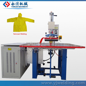 Saldatrice in <span class=keywords><strong>PVC</strong></span> ad alta frequenza per la lavorazione di impermeabili e <span class=keywords><strong>Pvc</strong></span>