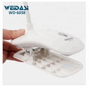 Lámpara de abrazadera de lectura de luz LED inport <span class=keywords><strong>USB</strong></span> de diseño antideslizante con lámpara de lectura de escritorio con Interruptor táctil - Product Image 4