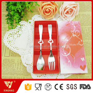 Bộ Quà Tặng 2 Món Hàng Mới Về Muỗng Nĩa Và Nĩa Bằng Thép Không Gỉ Có Tay Cầm Độc Đáo - Product Image 5