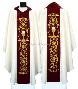 ชุดสวดมนต์สีงาช้างสำหรับบาทหลวงคาทอลิกในพิธีมิสซา - Product Image 1