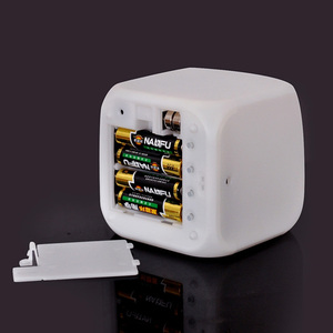 Quà tặng khuyến mãi hiện đại <span class=keywords><strong>LCD</strong></span> màn hình lớn 7 LED đầy màu sắc thay đổi Cube bảng kỹ thuật số lịch đồng hồ báo thức - Product Image 6