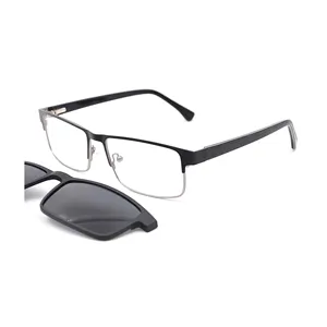 1 paire de lunettes de soleil magnétiques de styliste avec cadres de yeux en métal et Logo personnalisé, accessoire de lecture