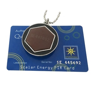 Collar de Alá para niños Colgante musulmán de estilo clásico con turmalina de iones negativos escalares cuánticos hecha de joyería de aleación - Product Image 3