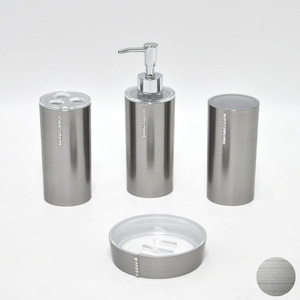 Conjuntos de baño completos de diamante con forma de cilindro plateado - Product Image 1