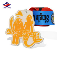 Shenzhen Longzhiyu 17 ans fabricant de médailles pour enfants en plastique fournisseur personnalisé sport cintre médaille acrylique anime marathon médailles