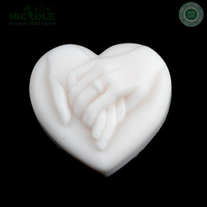 Stampi in Silicone Alimentare Nicole <span class=keywords><strong>per</strong></span> Sapone e Candele Fai-da-Te, <span class=keywords><strong>per</strong></span> San Valentino e Creazioni Artigianali, Monouso, Senza Necessità di Agente Distaccante - Product Image 5