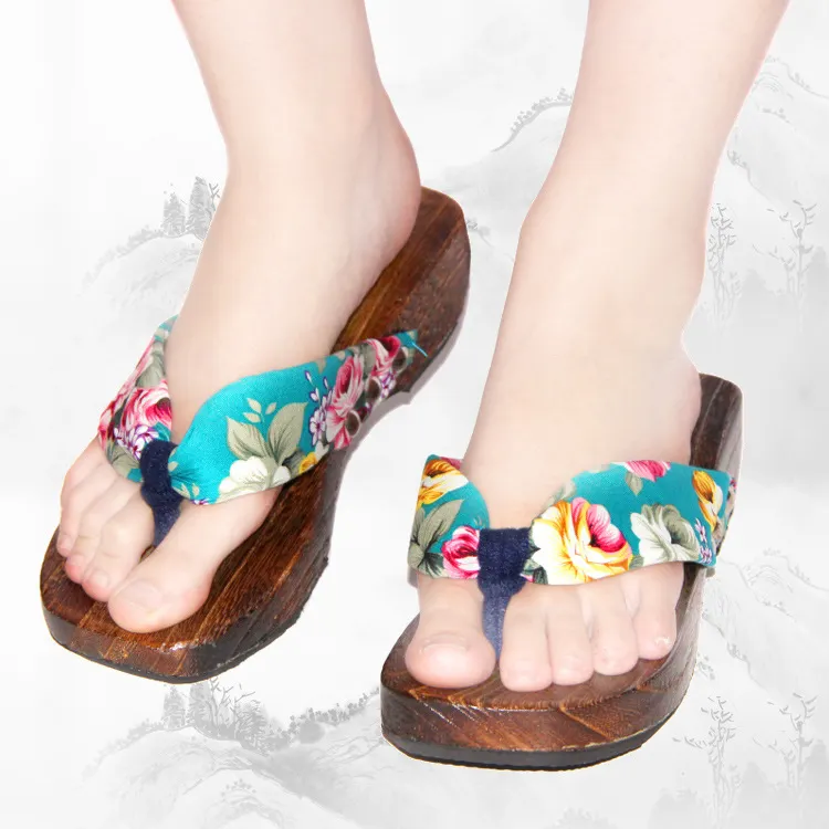 Factory wholesale direct Silk+Paulownia cheap flip flop slippers for women