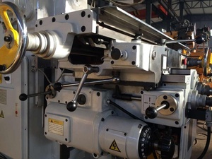 BoRui Heavy-Duty <strong>Milling</strong> <strong>Machine</strong> Manual Vertical X5032 Universal <strong>Milling</strong> <strong>Machine</strong> With 3-Axis Digital Display - Product Image 3