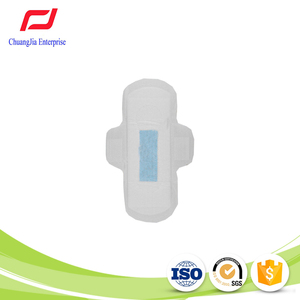 Precio de fábrica el uso diario suave anión servilleta sanitaria pad hecho <span class=keywords><strong>en</strong></span> China - Product Image 2