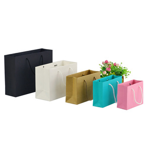 Coloré <span class=keywords><strong>sac</strong></span> de <span class=keywords><strong>papier</strong></span> <span class=keywords><strong>en</strong></span> gros impression personnalisée logo <span class=keywords><strong>pas</strong></span> <span class=keywords><strong>cher</strong></span> achats <span class=keywords><strong>sac</strong></span> <span class=keywords><strong>en</strong></span> <span class=keywords><strong>papier</strong></span> kraft <span class=keywords><strong>sac</strong></span> - Product Image 4