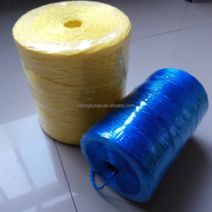 Gulungan Plastik Raffia Plastik Polipropilena 5Kg Gulungan Lilit <span class=keywords><strong>Baler</strong></span>/Benang <span class=keywords><strong>Baler</strong></span> Pertanian untuk Menggiling dan Mengikat Rumput Jerami