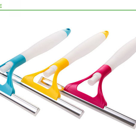 2-in-1 Spray Type Brushes Cleaning Airbrush Glass Wiper Magnetic Window Scratching Brush Cleaner Car Washing Tool