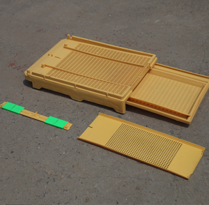 Nouvelle ruche en bois de sapin de Chine Zorue avec fond en plastique et ceinture pour apiculteurs - Product Image 2