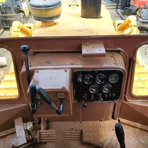 Caterpillar CAT D6D de segunda mano, topadora sobre orugas, equipo de construcción original fabricado en EE. UU. - Product Image 5