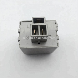 <span class=keywords><strong>Relay</strong></span> <span class=keywords><strong>Flasher</strong></span> Otomatis 24V 3pin Berkualitas Tinggi untuk <span class=keywords><strong>Toyota</strong></span> OE #   81980-36010/ 066500-0791 - Product Image 4