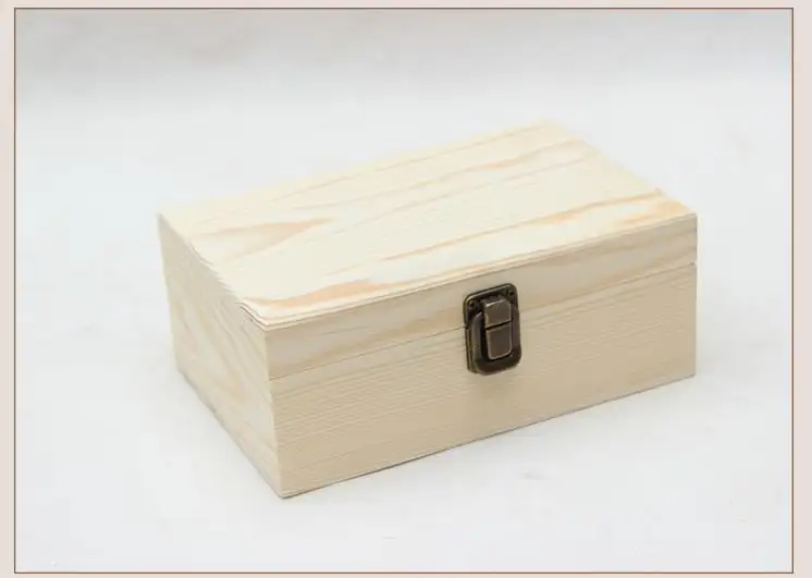 صندوق خشبي غير مكتمل بلون طبيعي للتخزين