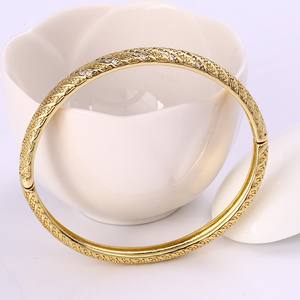 50835 साधारण डिजाइन पीतल के गहने 14 k सोने पारंपरिक चूड़ी - Product Image 3