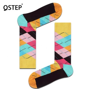 Venta caliente anti-bacteriana transpirable de logotipo personalizado de la tripulación de cuadros de Hombre Calcetines | calcetines funky | feliz de la Navidad, <span class=keywords><strong>Ginebra</strong></span>, chocolate, vino, si puede leer esto traer vino de - Product Image 2