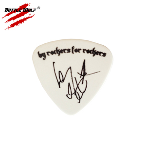 Miếng Gảy Đàn Guitar Hình Tam Giác Tùy Chỉnh Thiết Kế Làm Bạn Muốn In Màu - Product Image 4