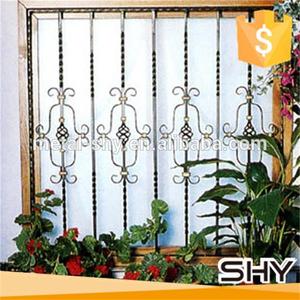 Design di Ringhiere per Balconi in Ferro Battuto Ornamentale - Product Image 4