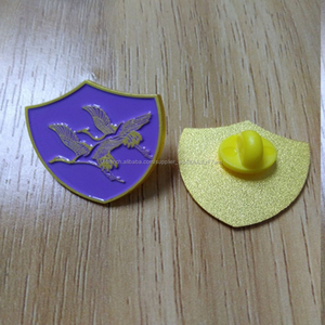 Souvenir or gravé logo métal revers pin badge avec <span class=keywords><strong>prix</strong></span> usine - Product Image 1