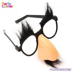 Mordaza atuendo las cejas <span class=keywords><strong>y</strong></span> <span class=keywords><strong>bigote</strong></span> Groucho disfraz <span class=keywords><strong>gafas</strong></span> grandes <span class=keywords><strong>nariz</strong></span> <span class=keywords><strong>gafas</strong></span> de - Product Image 4