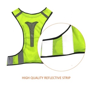 Led Sport Clignotant Lumière avec Gilet de Sécurité Réfléchissant pour Courir, Marcher - Product Image 4