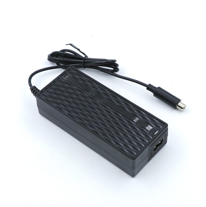 Pengisi Daya Baterai Lithium, Pengisi Daya untuk Sepeda Hoverboard Skuter Listrik dengan Konektor <span class=keywords><strong>Segway</strong></span> Ninebot 24V 29.4V 36V 42V 48V