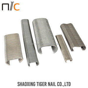 Hecho <span class=keywords><strong>en</strong></span> China <span class=keywords><strong>U</strong></span> tipo valla grapas césped/<span class=keywords><strong>en</strong></span> forma de <span class=keywords><strong>u</strong></span> de <span class=keywords><strong>u</strong></span>ñas - Product Image 2