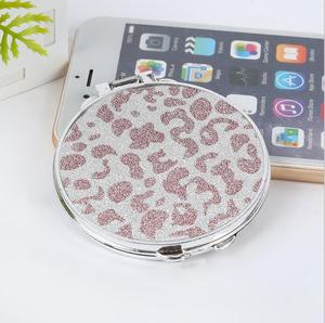 Specchio per il trucco pieghevole rotondo alla moda personalizzato piccolo specchietto per cosmetici novità Idea regalo - Product Image 5