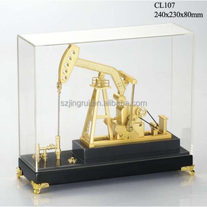 Mô Hình Derrick Dầu Thủ Công - Product Image 3