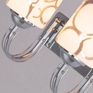 Moderno doppio <span class=keywords><strong>braccio</strong></span> LED muro <span class=keywords><strong>applique</strong></span> 12V vetro bianco <span class=keywords><strong>con</strong></span> telecomando corpo decorativo in ferro per soggiorno Hotel ristorante - Product Image 4