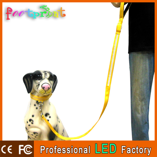 Быстрое освобождение выдвижной освещение собака ведущий поводок