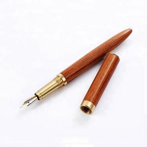 Stylo plume en bois de santal naturel écologique de haute qualité W005-F avec pointe dorée pour cadeaux promotionnels - Product Image 2