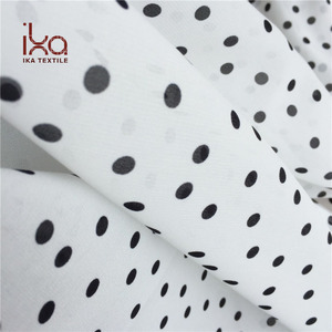 Tessuto Chiffon 100% Poliestere Bianco e Nero, Antistatico e Resistente agli Strappi, 75D con Stampa a Pois 190T per Abbigliamento Bambini - Product Image 6