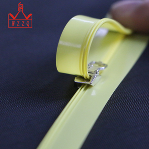 Chất lượng hàng đầu lớn nhựa PVC PE PP tự khóa dây kéo phẳng - Product Image 4