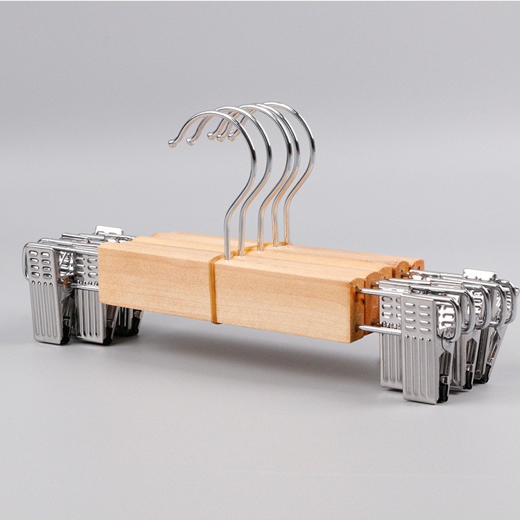 送料無料】Woody Modern Hanger Rack Wood Clothing Rack, Wooden