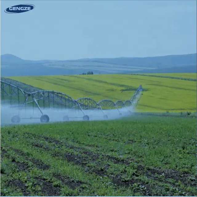 Equipo de riego por pivote central para agricultura, utilizado en sistema de riego agrícola con control móvil