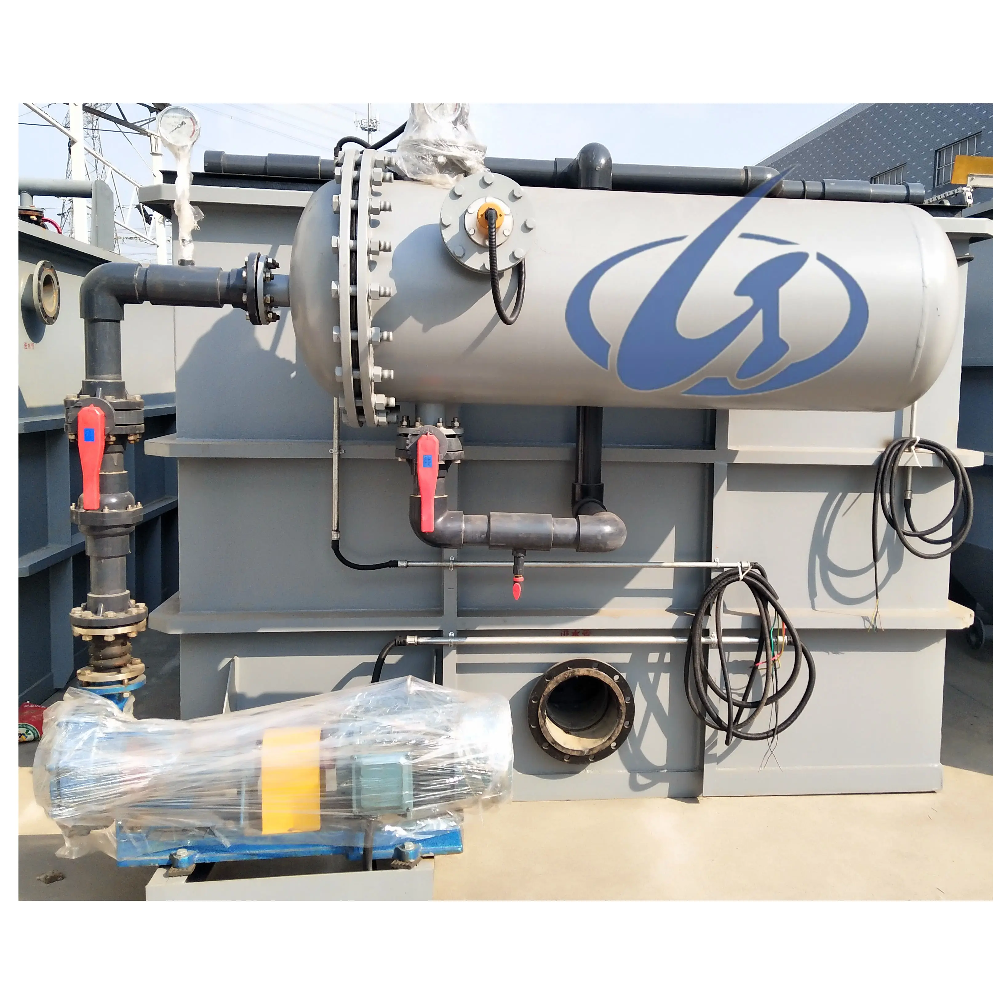 Sistema de eletrocoagulação em <span class=keywords><strong>planta</strong></span> de tratamento de água de respingo para descartamento de esgoto têxtil