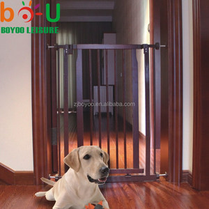 Haute qualité réglable bébé <span class=keywords><strong>porte</strong></span> animaux de compagnie bébé barrière de sécurité pour les escaliers et les portes - Product Image 1