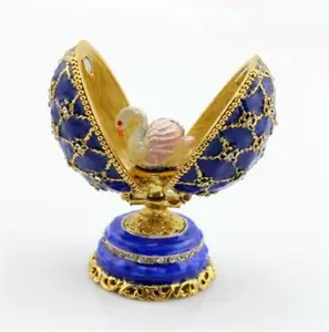 Fashion Easter Egg with Blue and Gold Plated Accessories Gift Box for Holiday