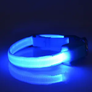 Factory supplier spot supplies free sample dog collar for dogs and cats nylon webbing led dog collar